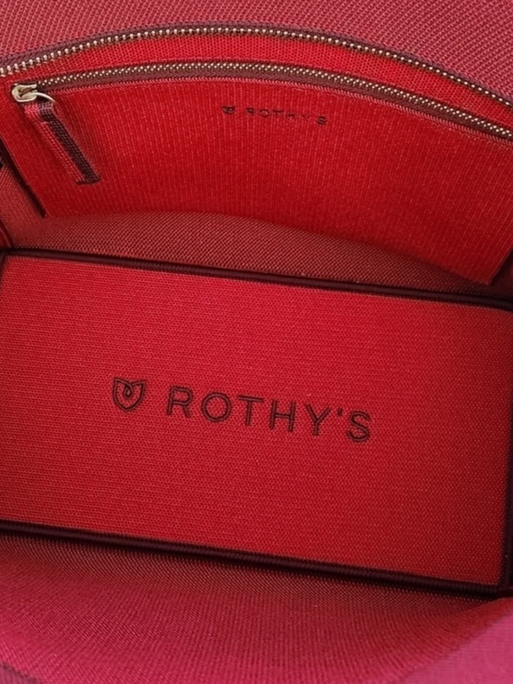 NWT *RARE*  ROTHY'S THE HANDBAG in Ruby Red - Picture 5 of 15